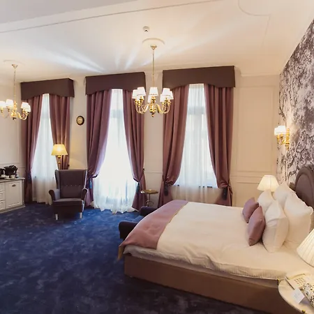 Splendid 1900 Szálloda 4*