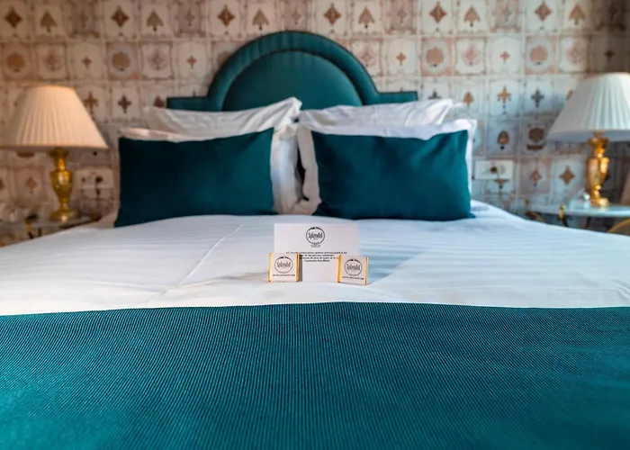 Splendid 1900 Hotel 4*